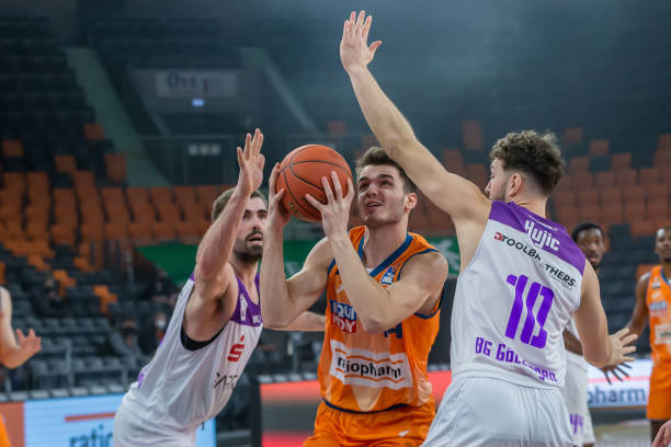 动的内涵 动的内涵