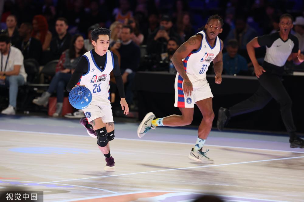 队赢得比赛 队赢得比赛